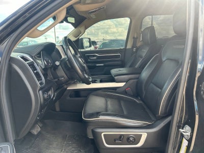 2020 RAM 1500 Laramie Crew Cab 4x4 5'7" Box