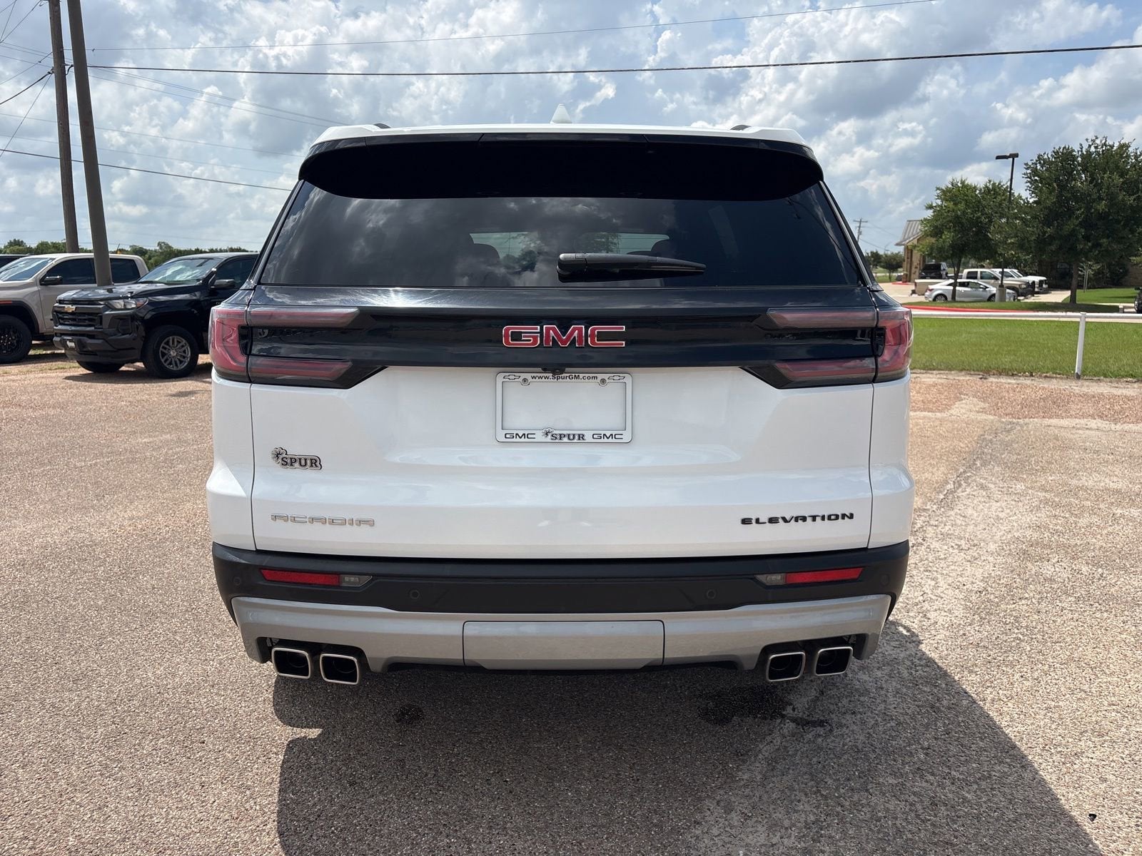 2024 GMC Acadia Elevation