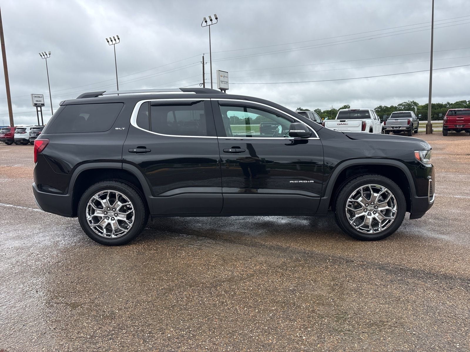 2022 GMC Acadia SLT