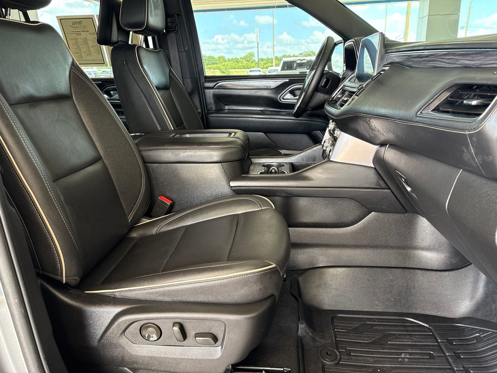 2024 GMC Yukon XL SLT