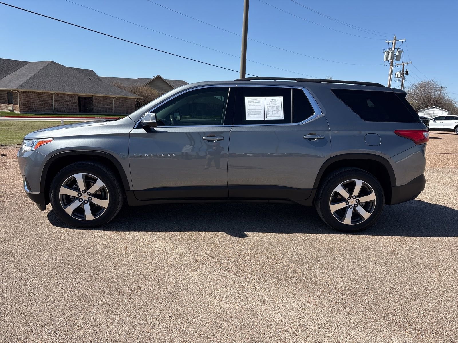 2020 Chevrolet Traverse LT Leather