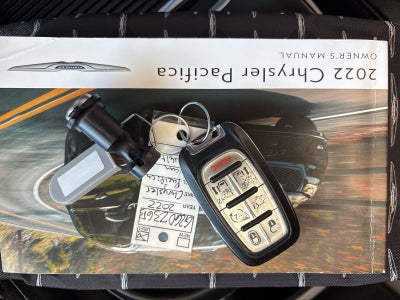 2022 Chrysler Pacifica Touring L