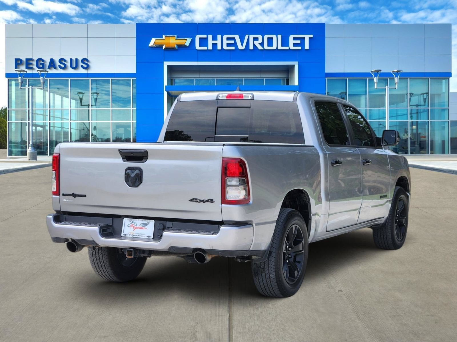 2023 RAM 1500 Lone Star Crew Cab 4x4 5'7" Box