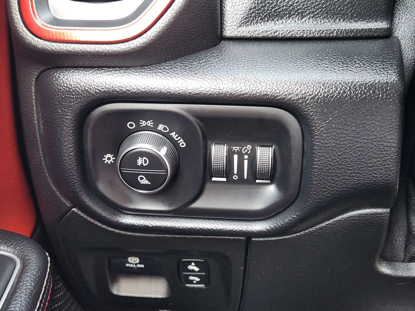 2019 RAM 1500 Rebel Crew Cab 4x4 5'7" Box