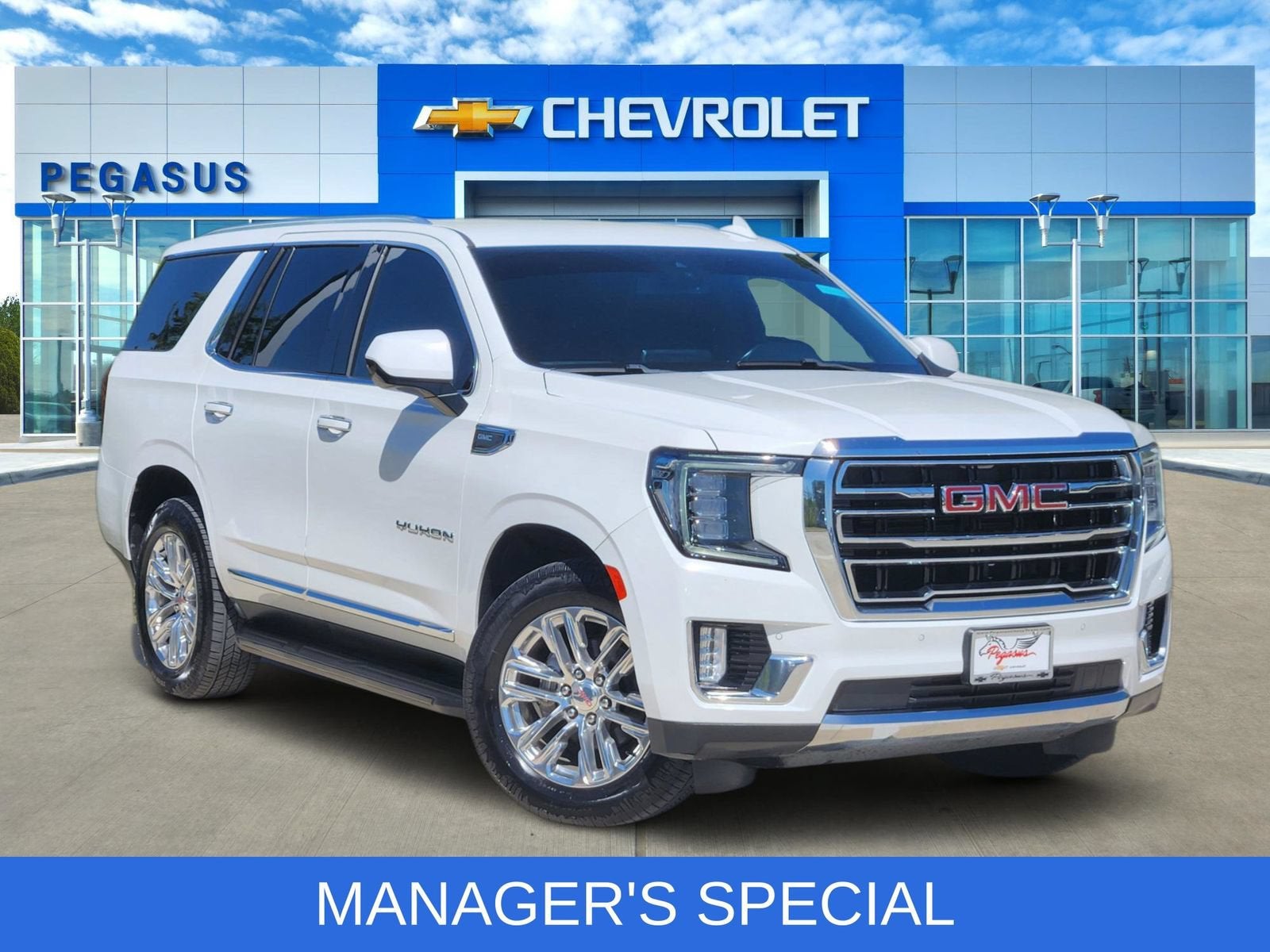 2023 GMC Yukon SLT