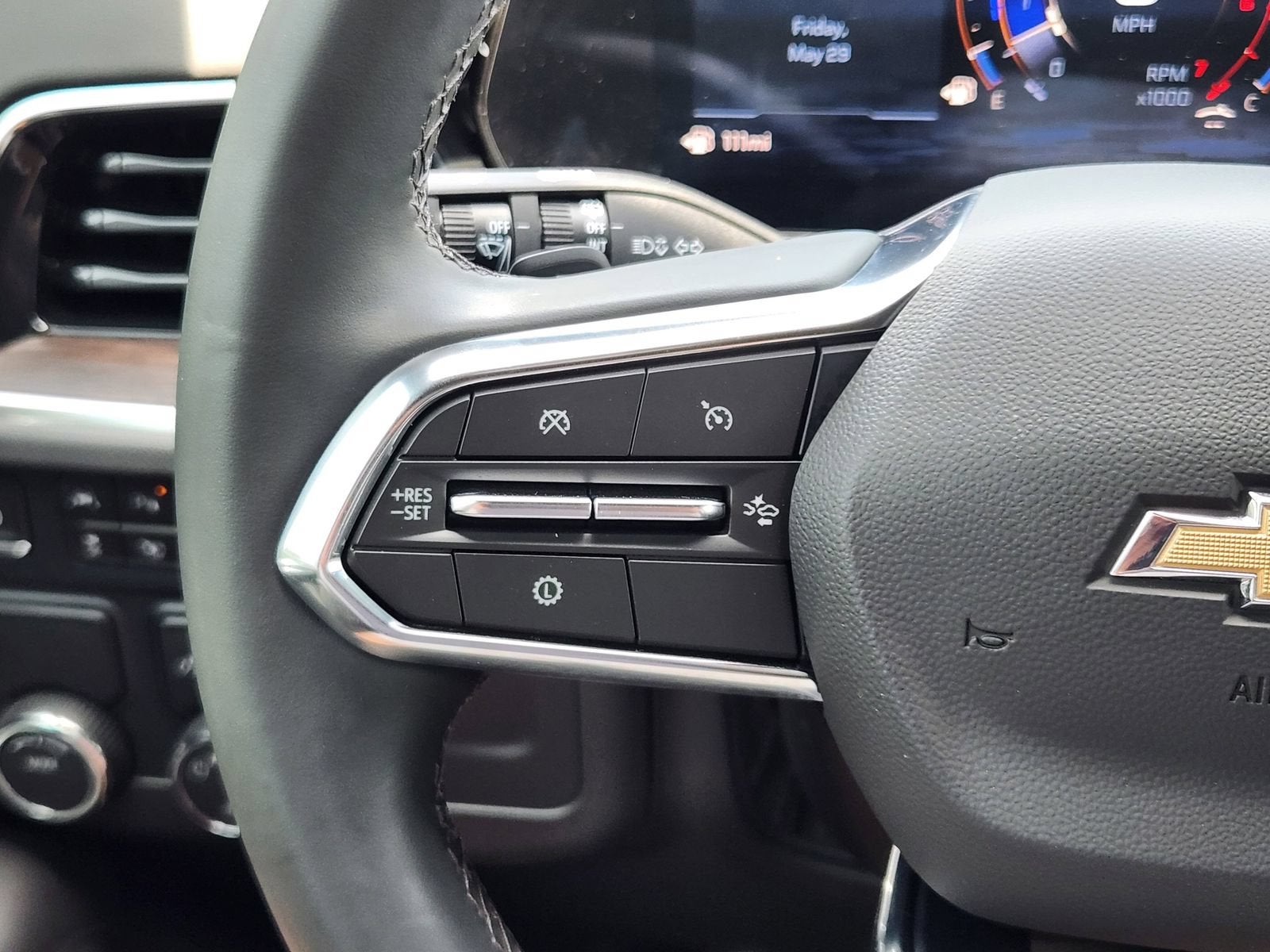 2025 Chevrolet Tahoe LS