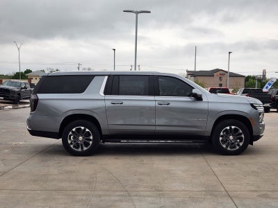 2026 Chevrolet Suburban LT