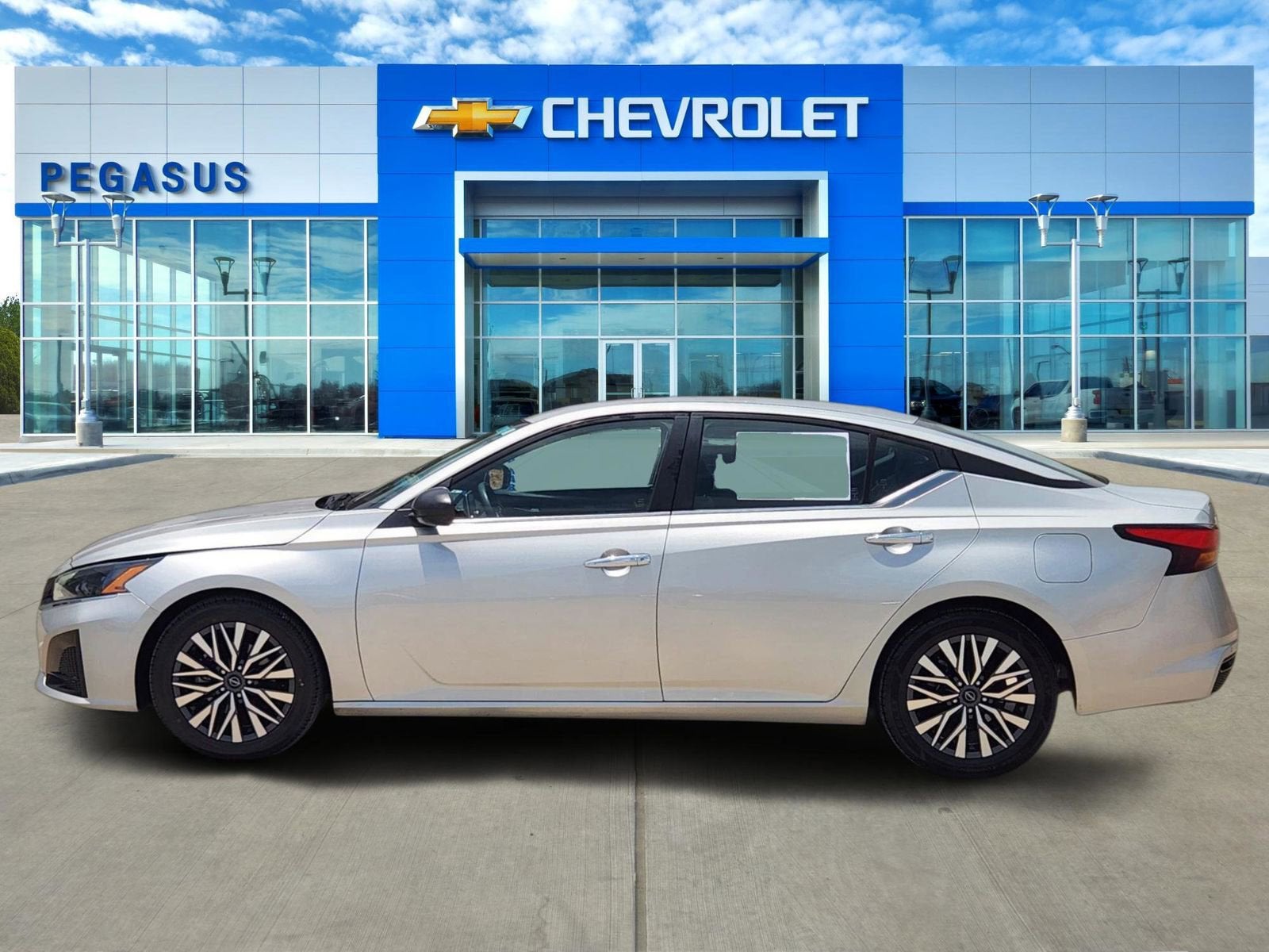 2024 Nissan Altima 2.5 SV