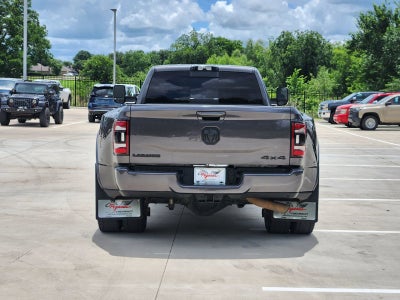 2022 RAM 3500 Laramie Crew Cab 4x4 8' Box