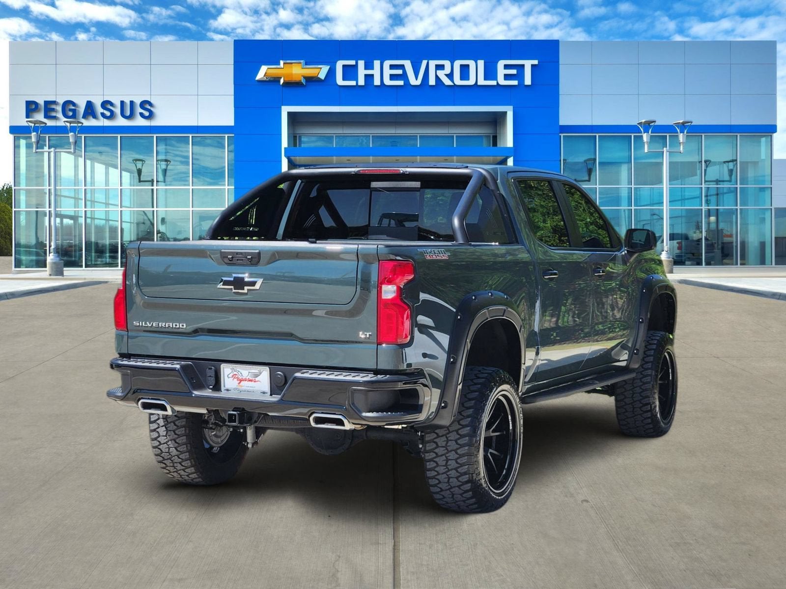 2025 Chevrolet Silverado 1500 LT Trail Boss