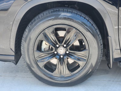 2023 Toyota Highlander Hybrid XLE Bronze