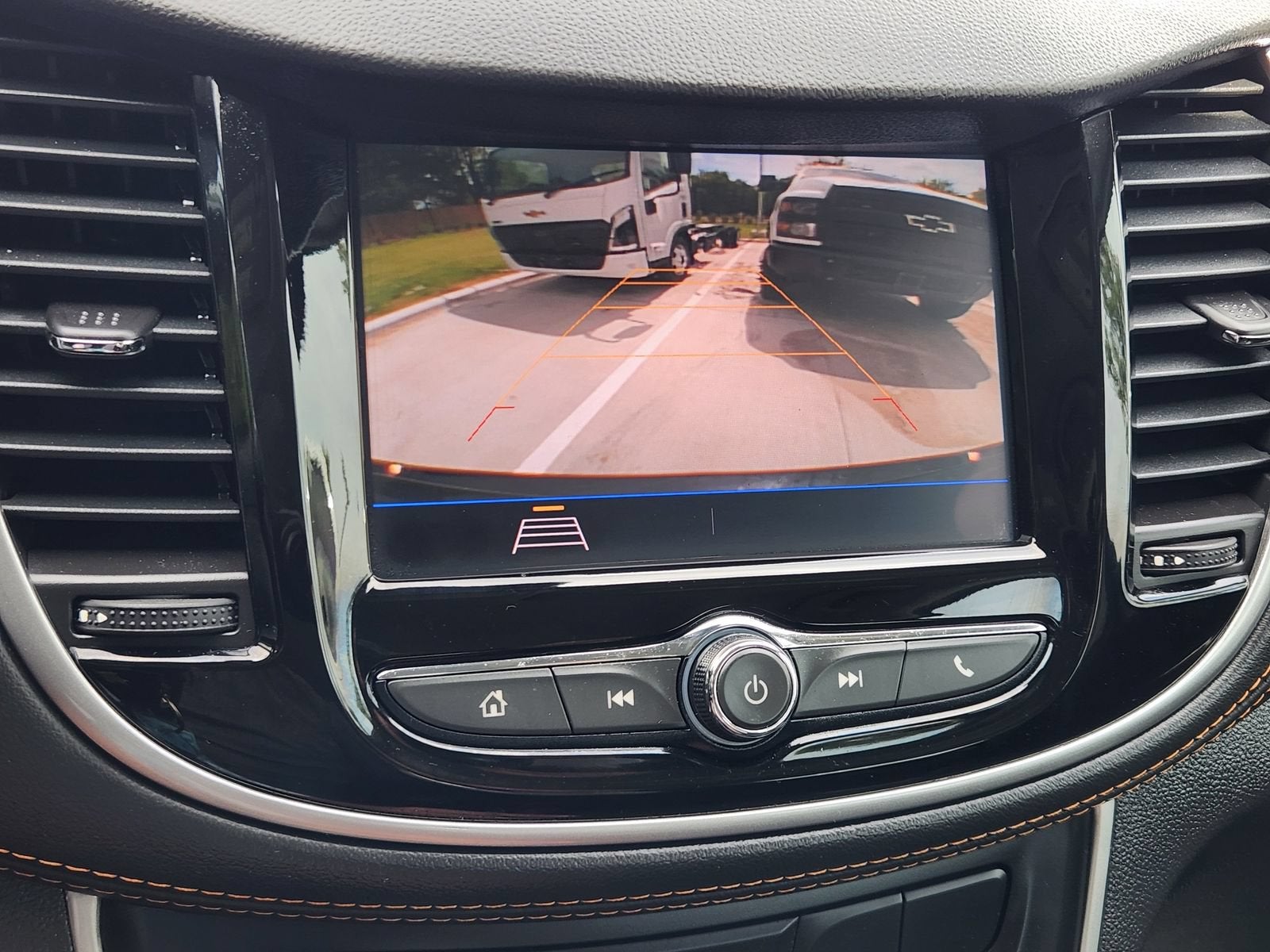 2021 Chevrolet Trax LS