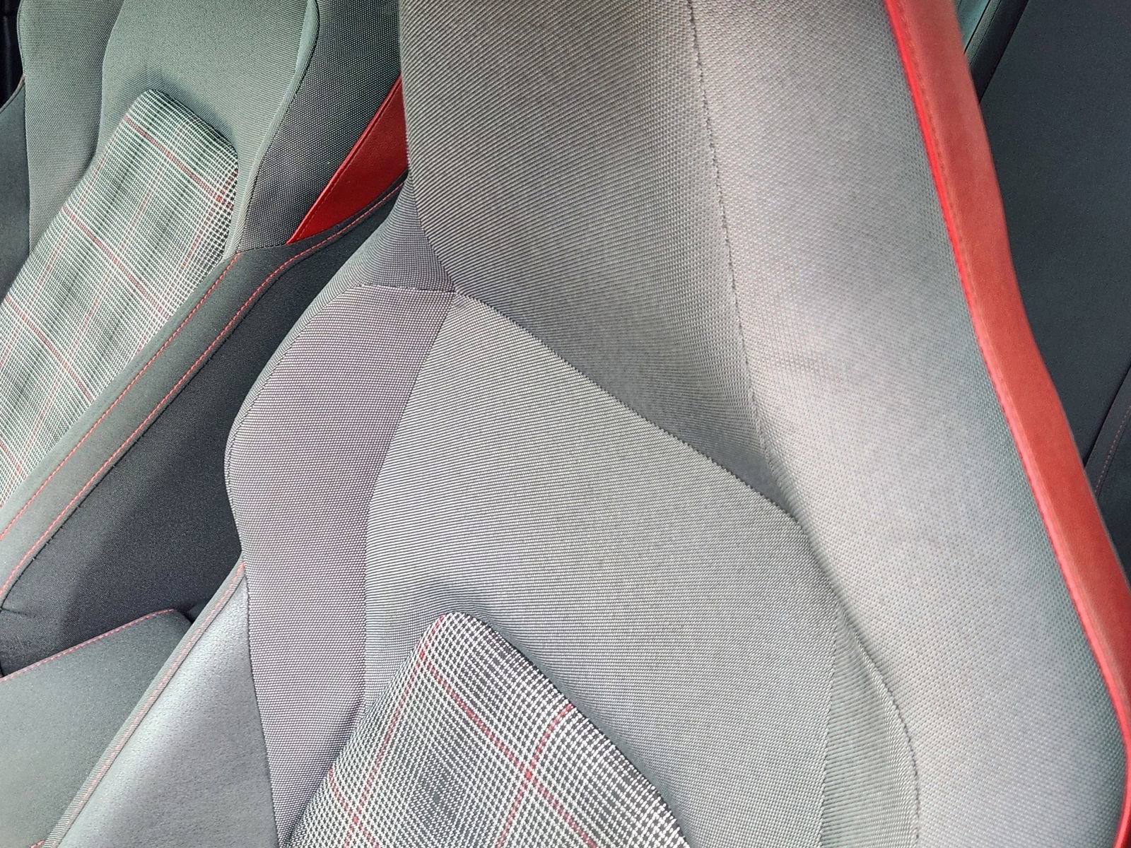 2022 Volkswagen Golf GTI 2.0T SE