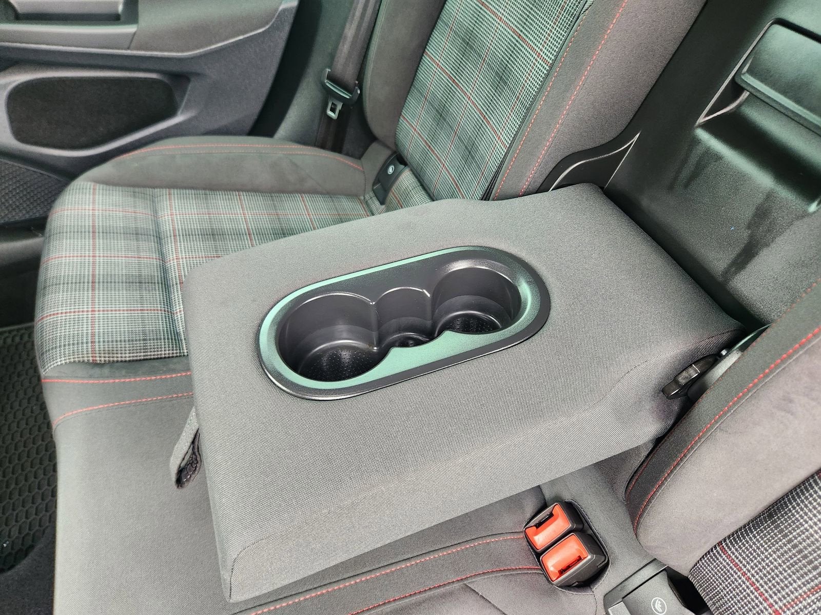 2022 Volkswagen Golf GTI 2.0T SE