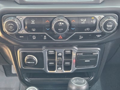 2018 Jeep Wrangler Unlimited Sahara 4x4