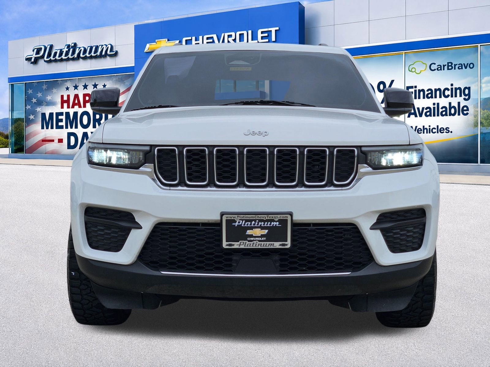 2024 Jeep Grand Cherokee Laredo X 4x2