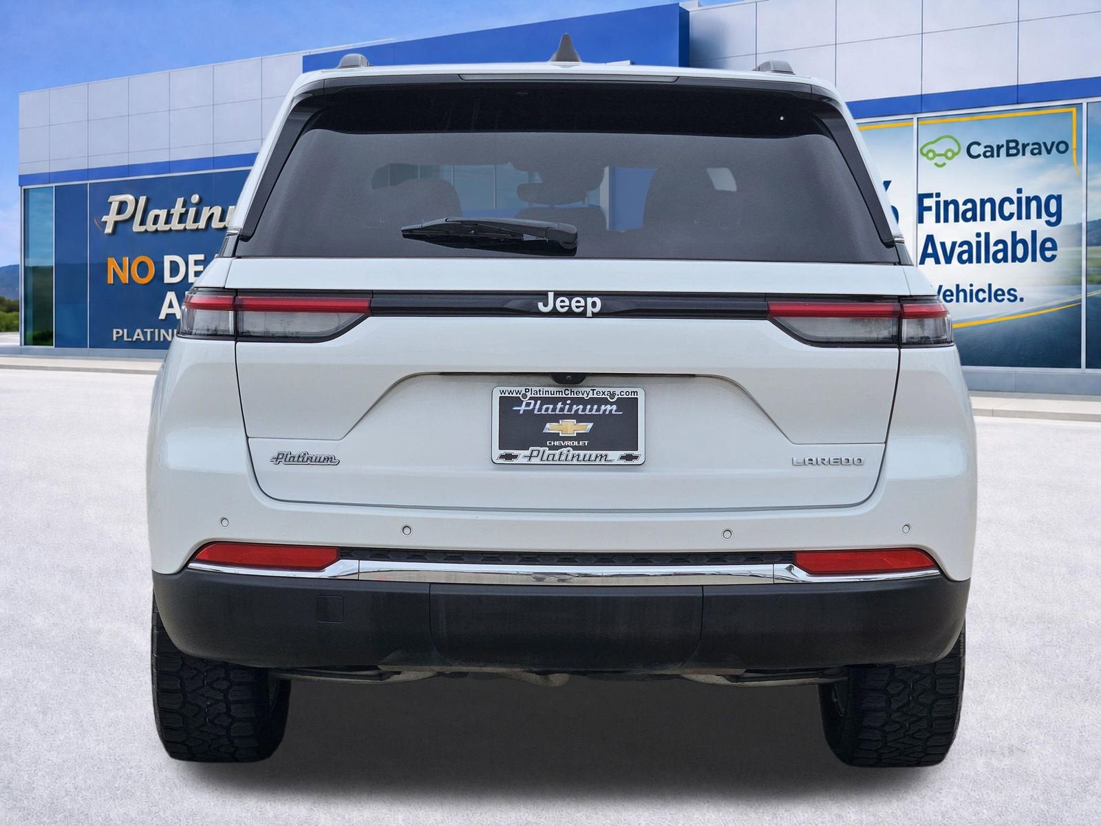 2024 Jeep Grand Cherokee Laredo X 4x2