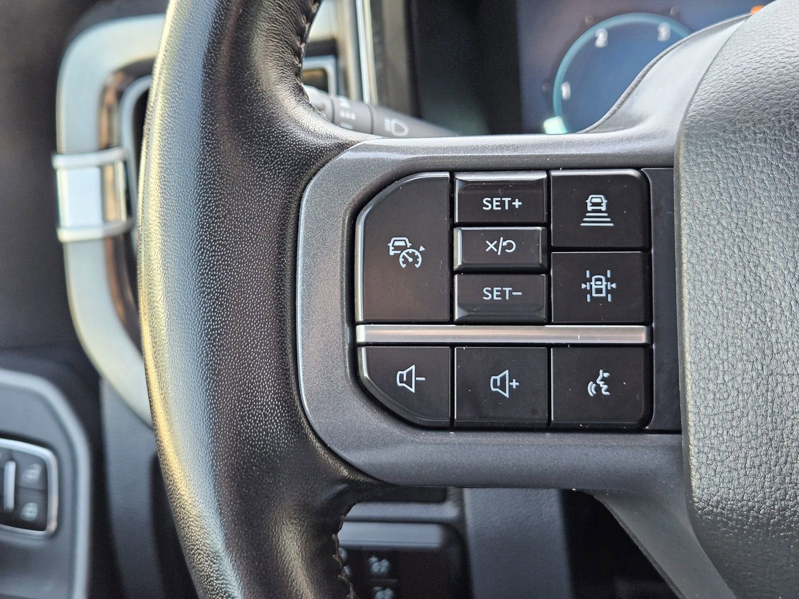 2023 Ford F-350 LARIAT