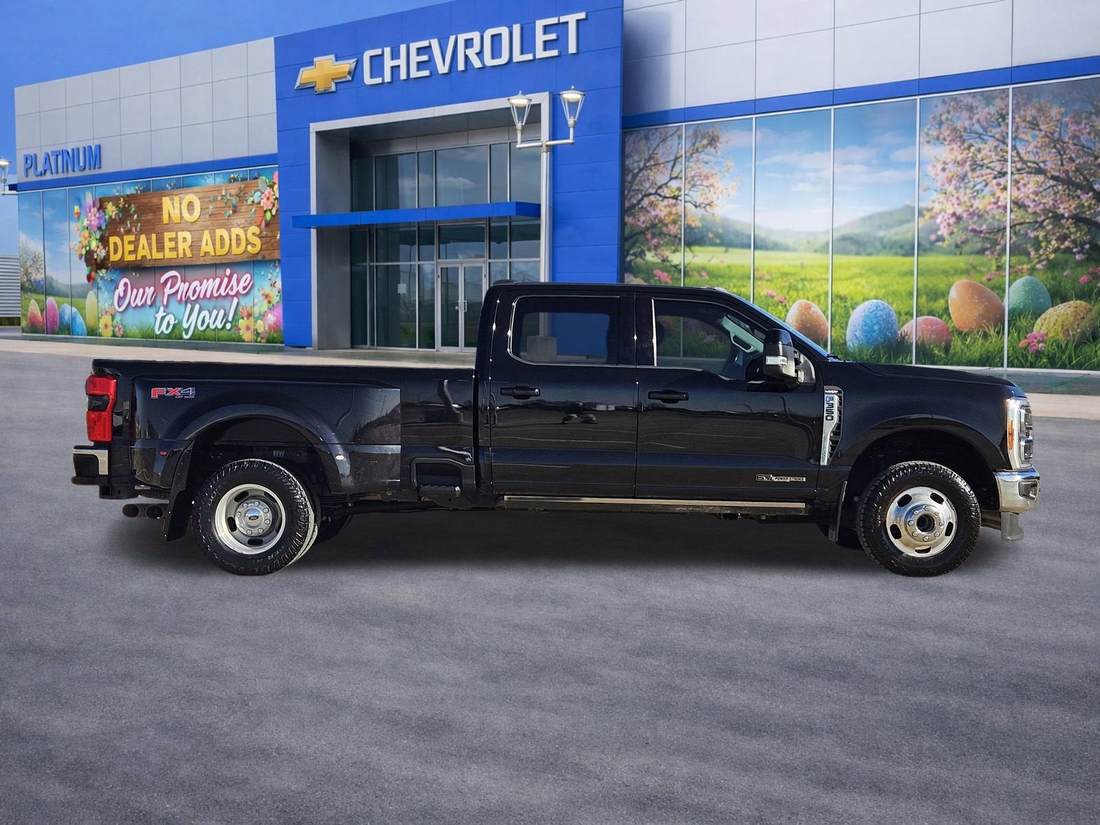 2023 Ford F-350 LARIAT