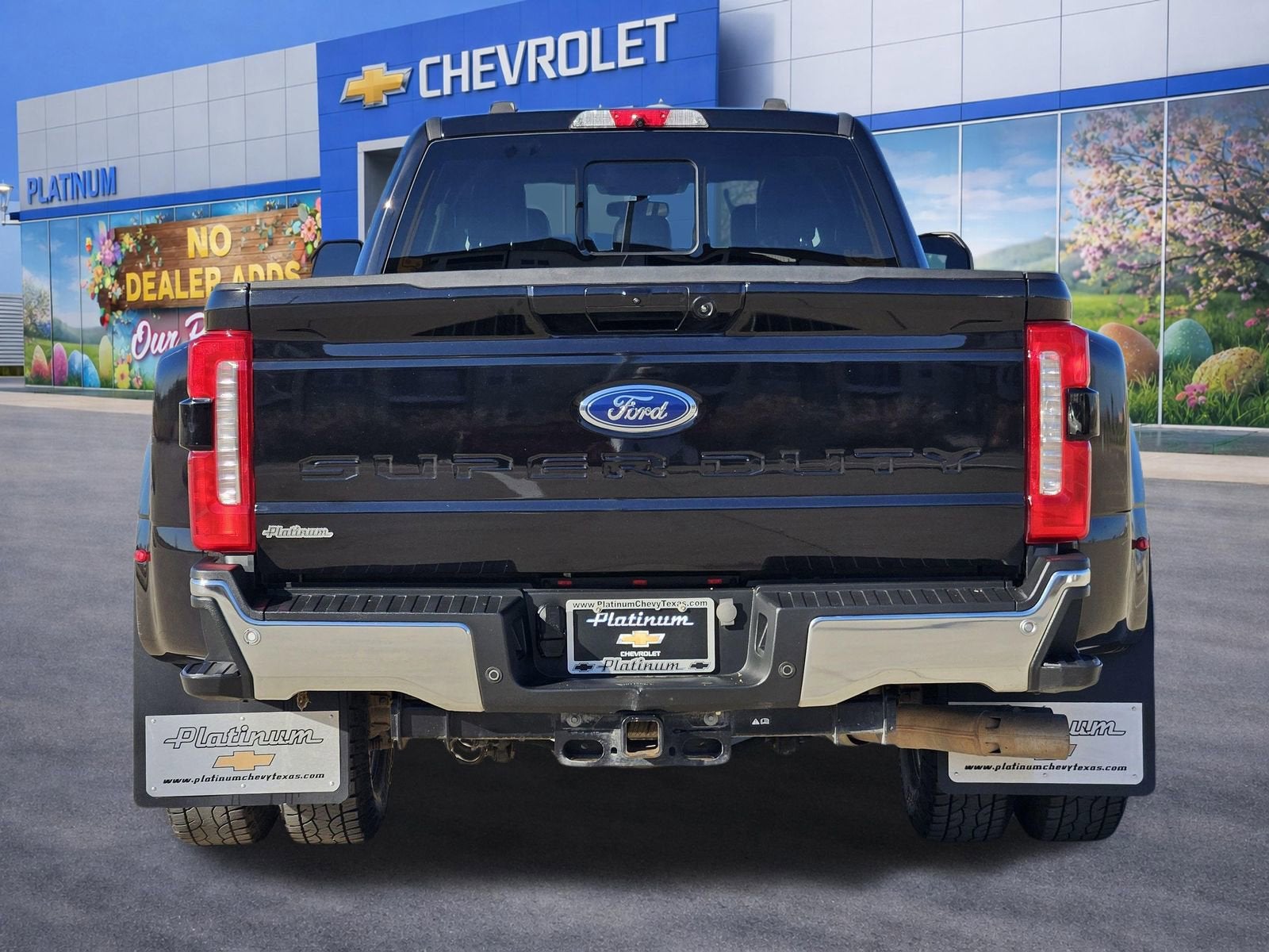 2023 Ford F-350 LARIAT