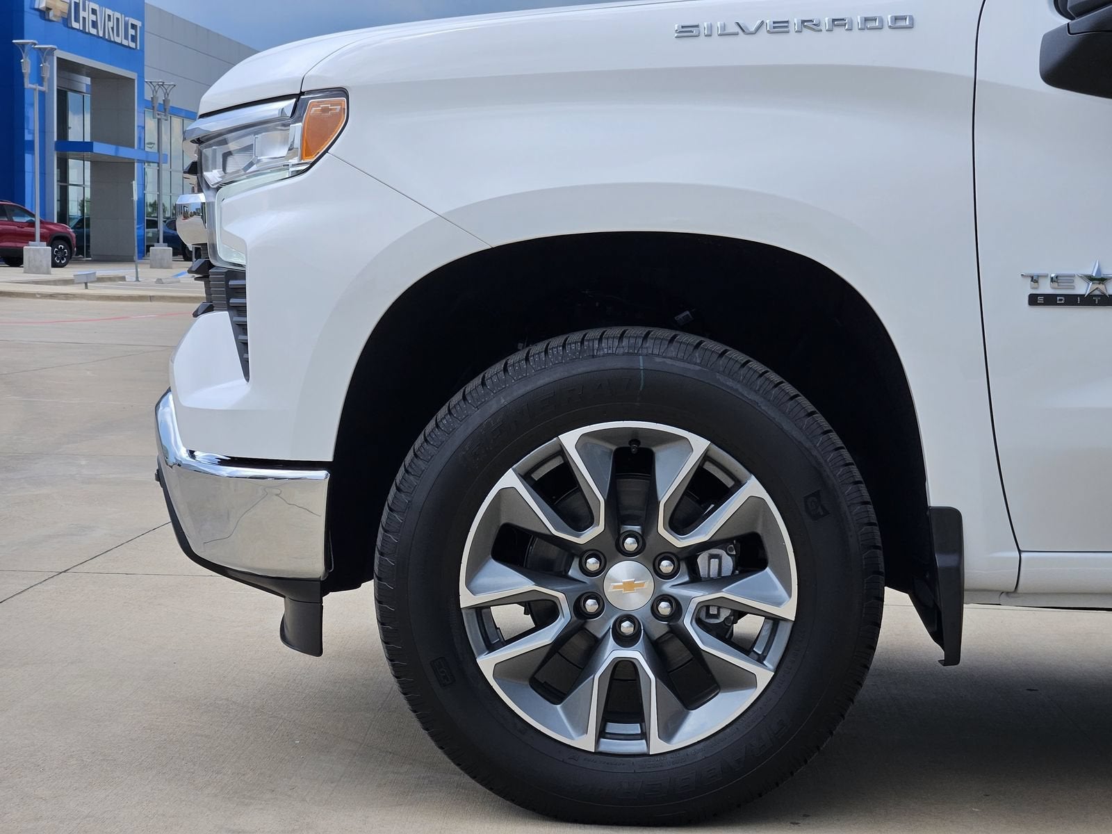 2026 Chevrolet Silverado 1500 LT