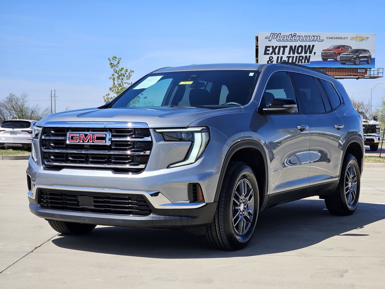 2025 GMC Acadia Elevation