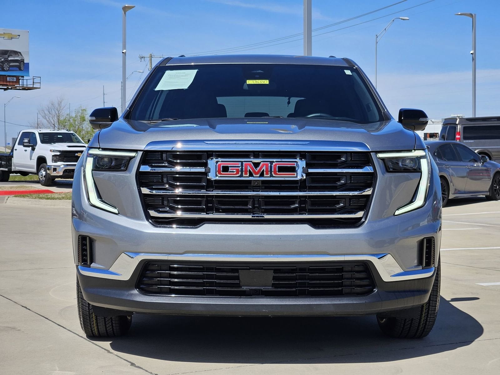 2025 GMC Acadia Elevation