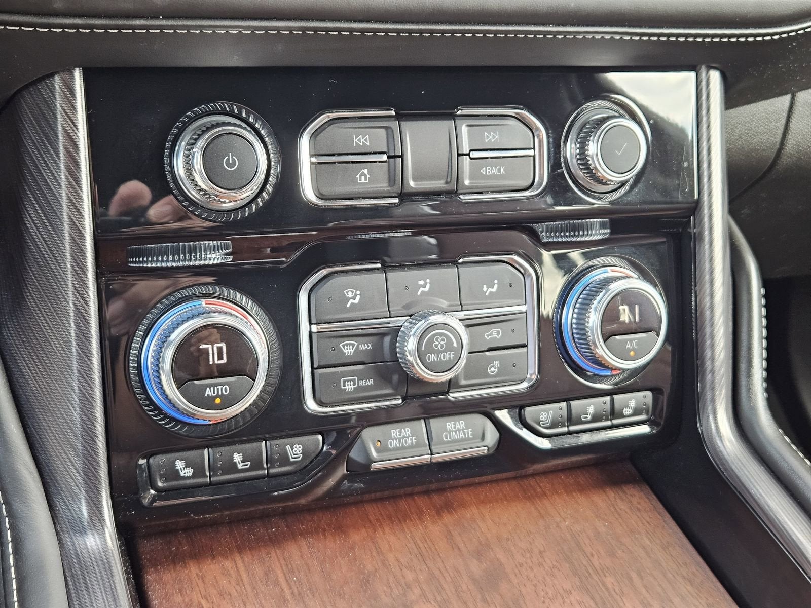 2023 GMC Yukon Denali Ultimate