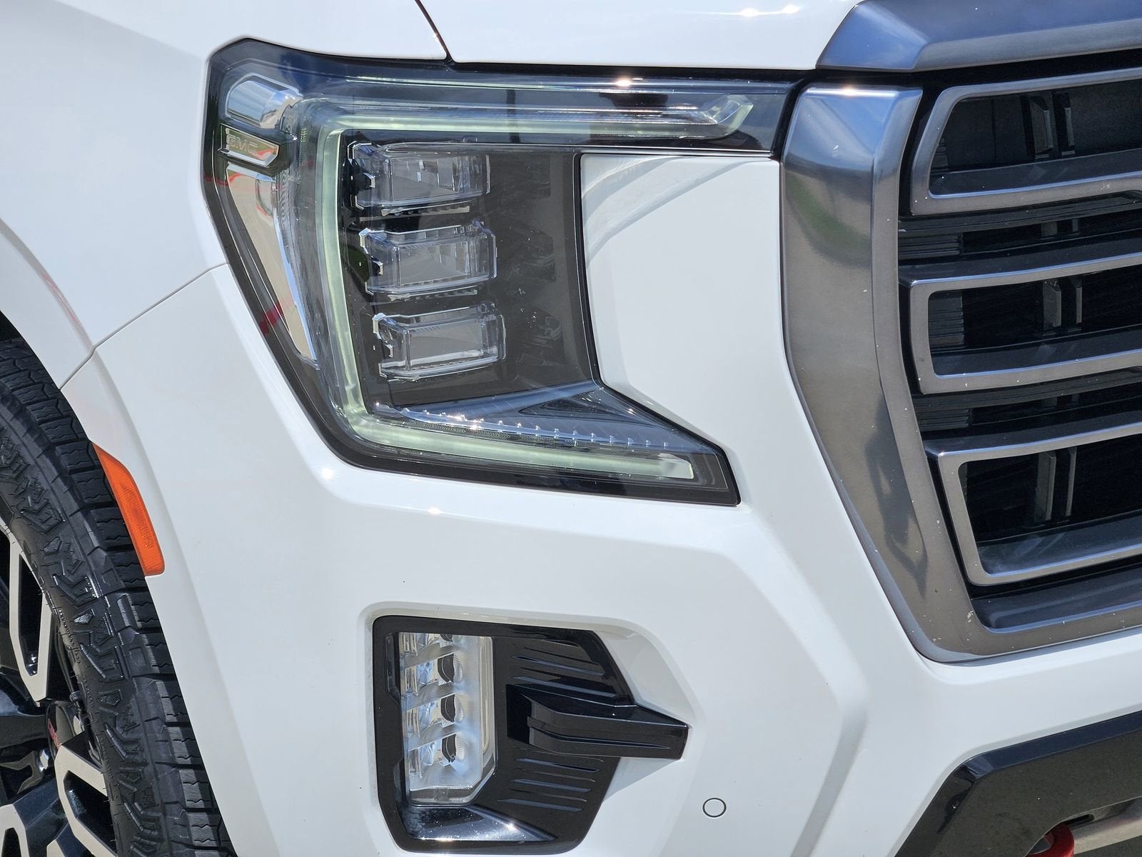 2024 GMC Yukon XL AT4