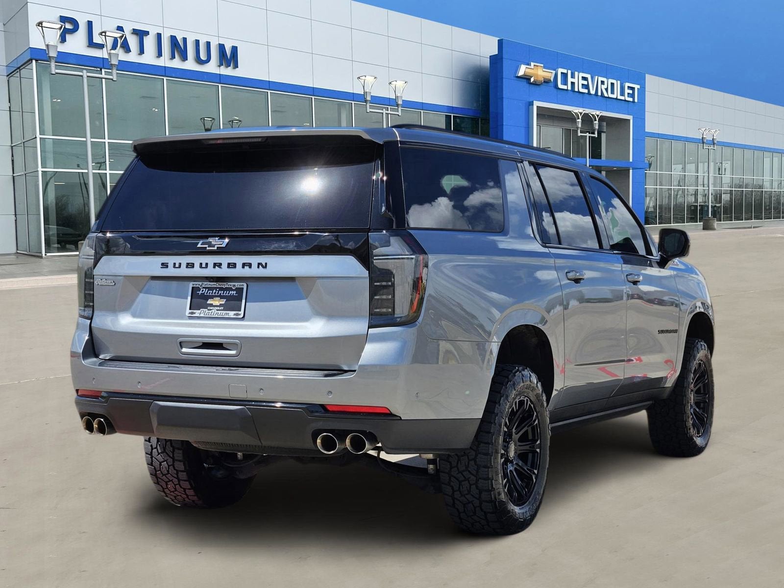 2025 Chevrolet Suburban Z71