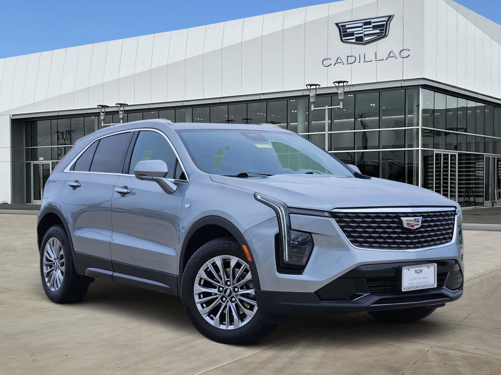 2025 Cadillac XT4 Premium Luxury