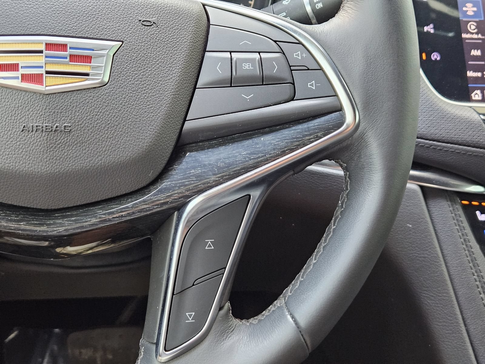 2022 Cadillac XT5 FWD Premium Luxury