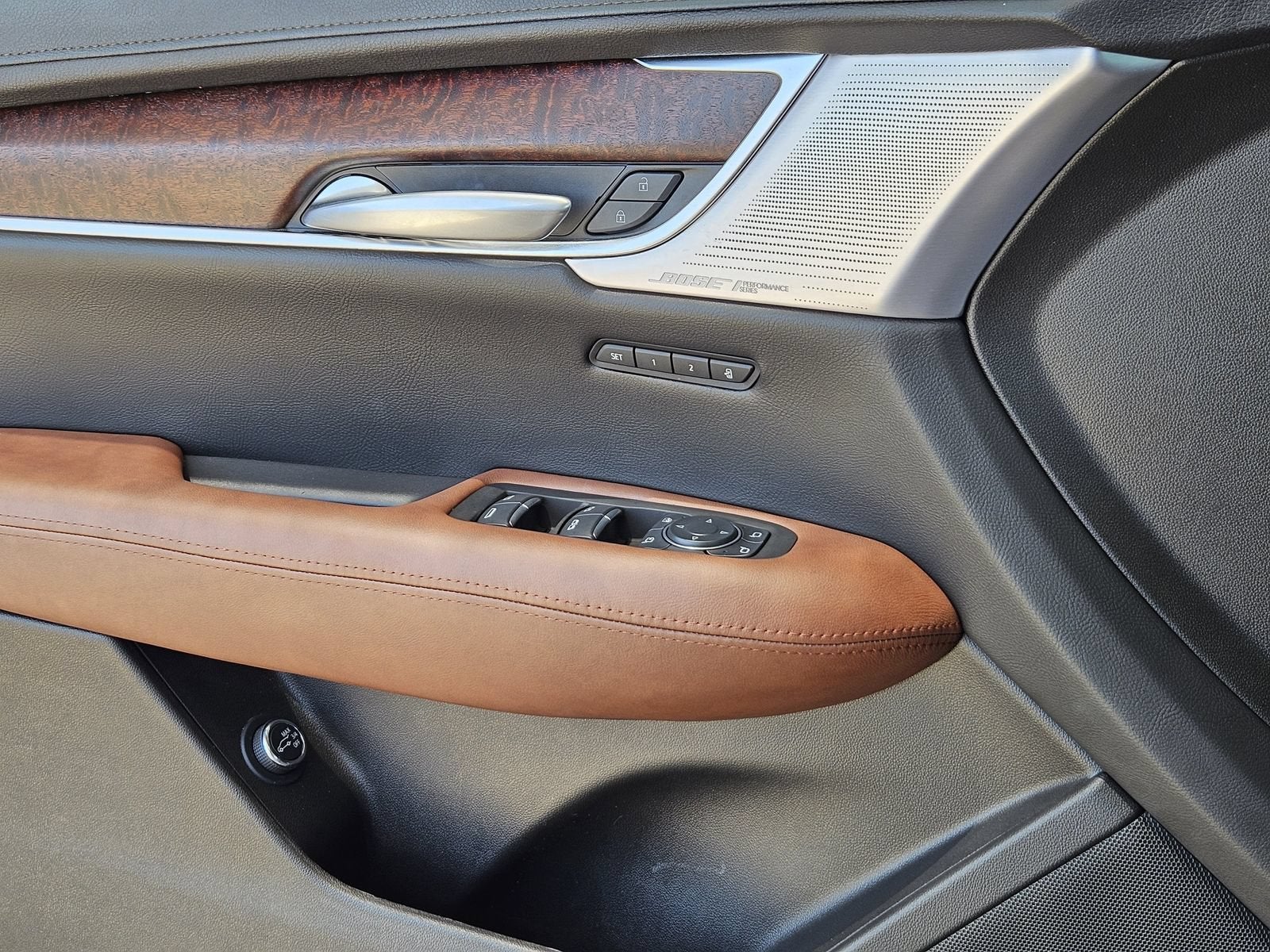 2025 Cadillac XT5 Sport
