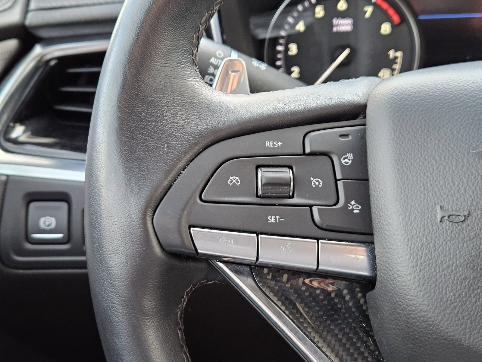 2022 Cadillac XT6 Sport
