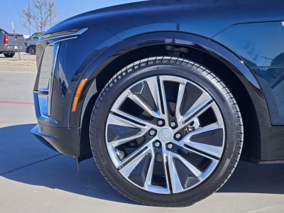 2024 Cadillac LYRIQ Luxury 3