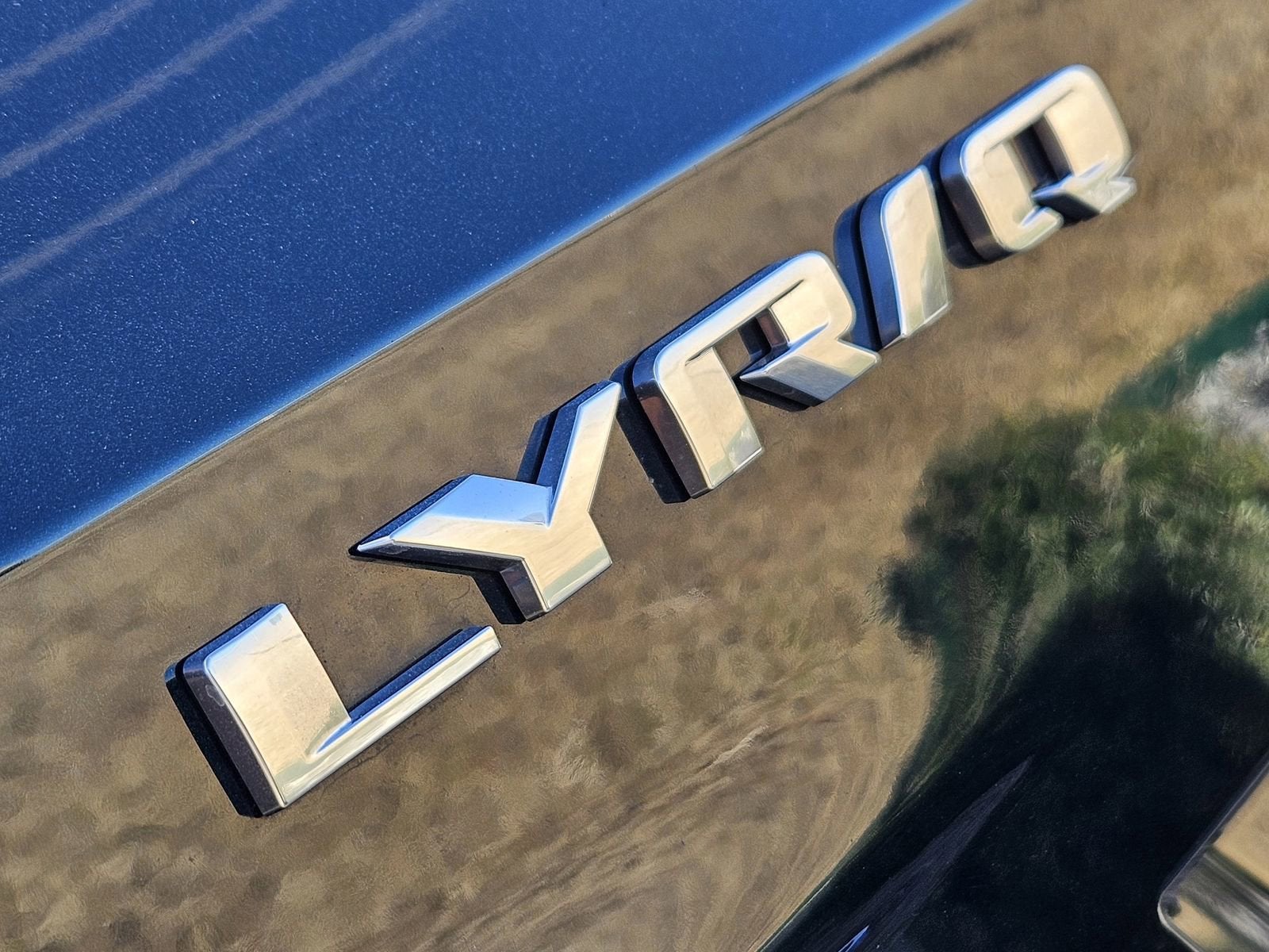 2024 Cadillac LYRIQ Luxury 3