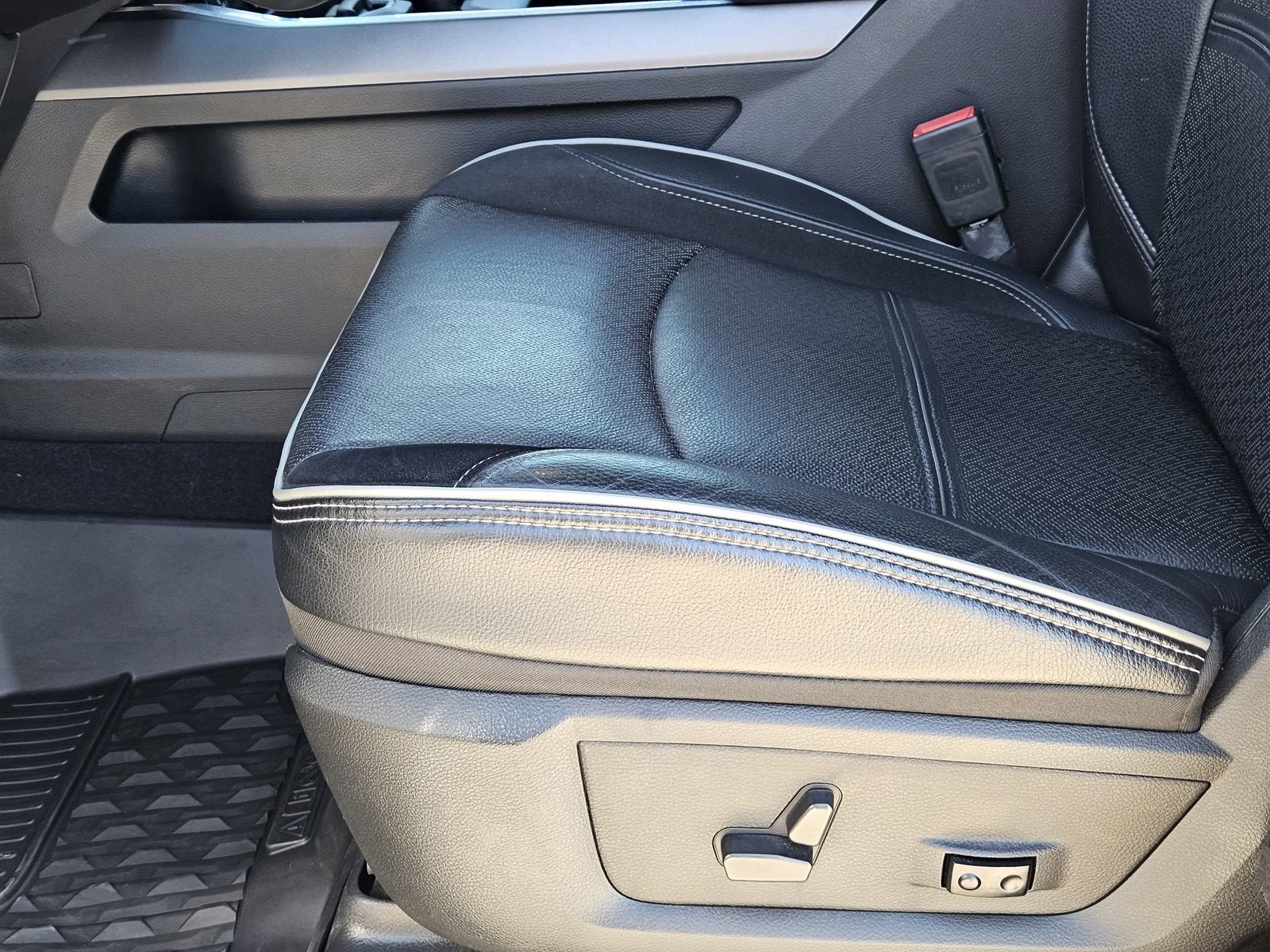 2021 RAM 2500 Laramie Crew Cab 4x4 6'4" Box