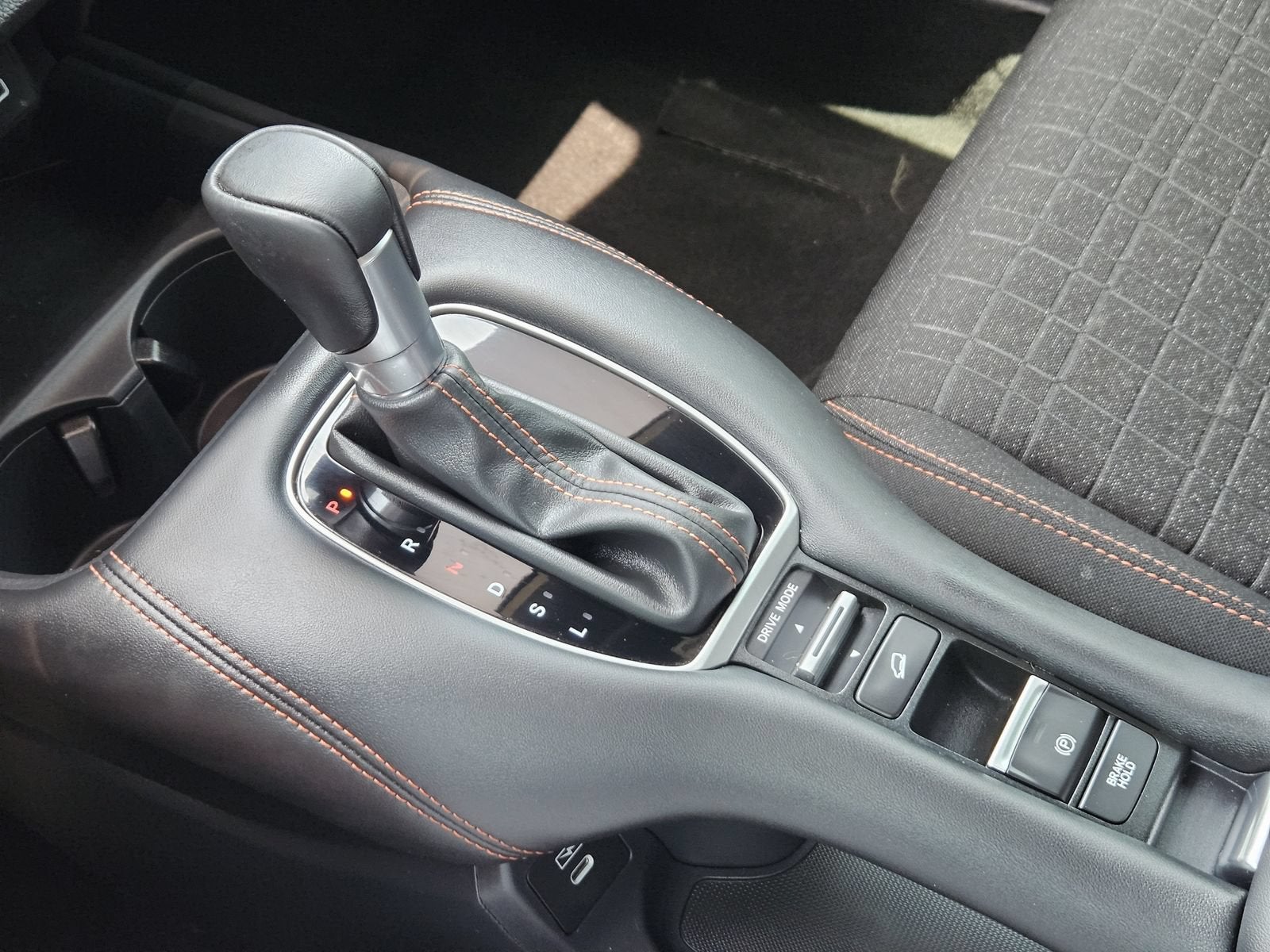 2024 Honda HR-V 2WD Sport w/o BSI