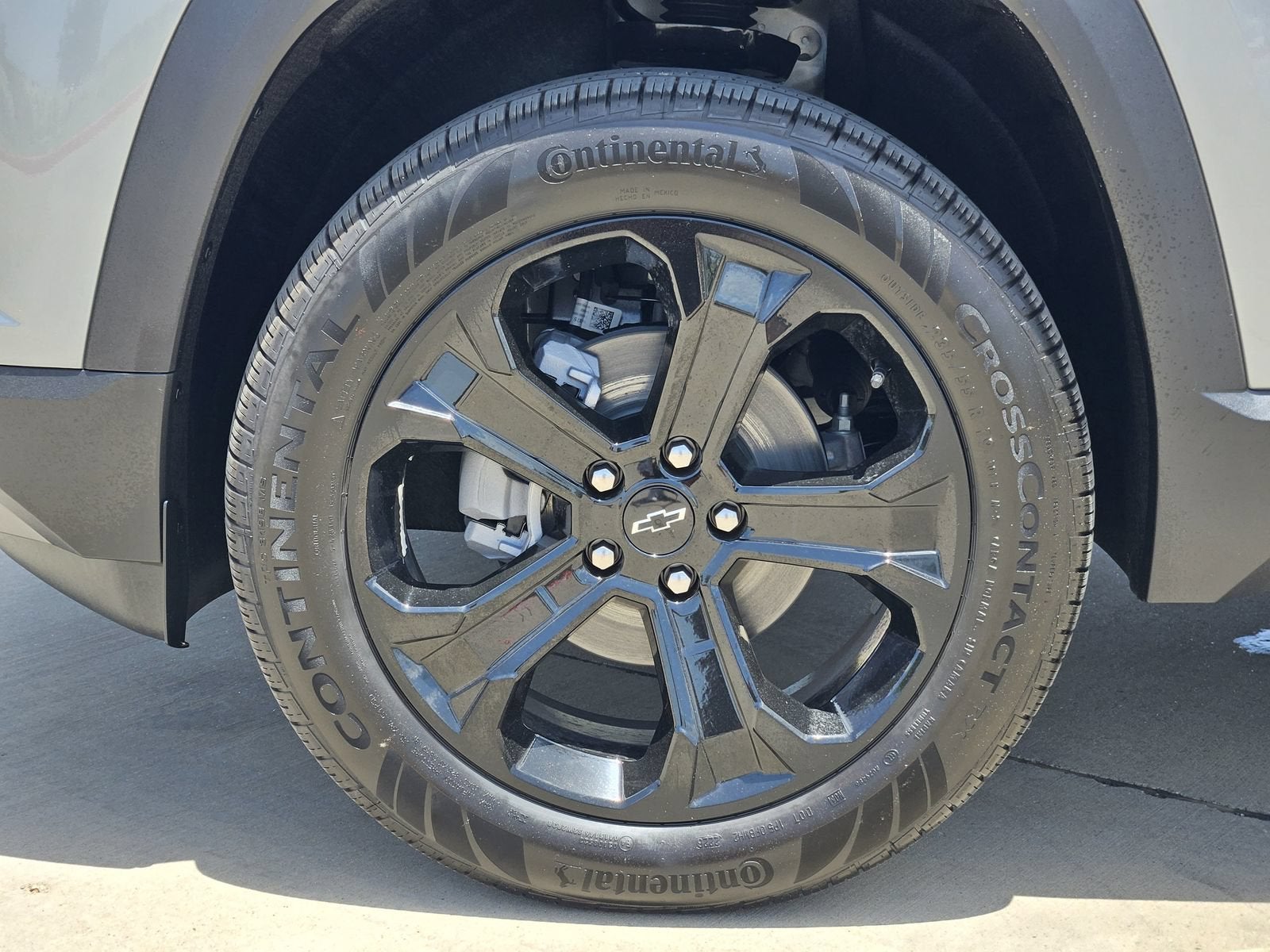 2027 Chevrolet Equinox FWD LT