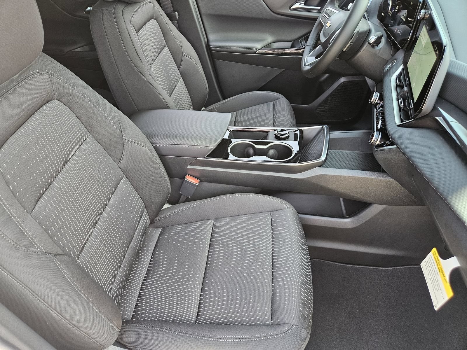 2027 Chevrolet Equinox FWD LT