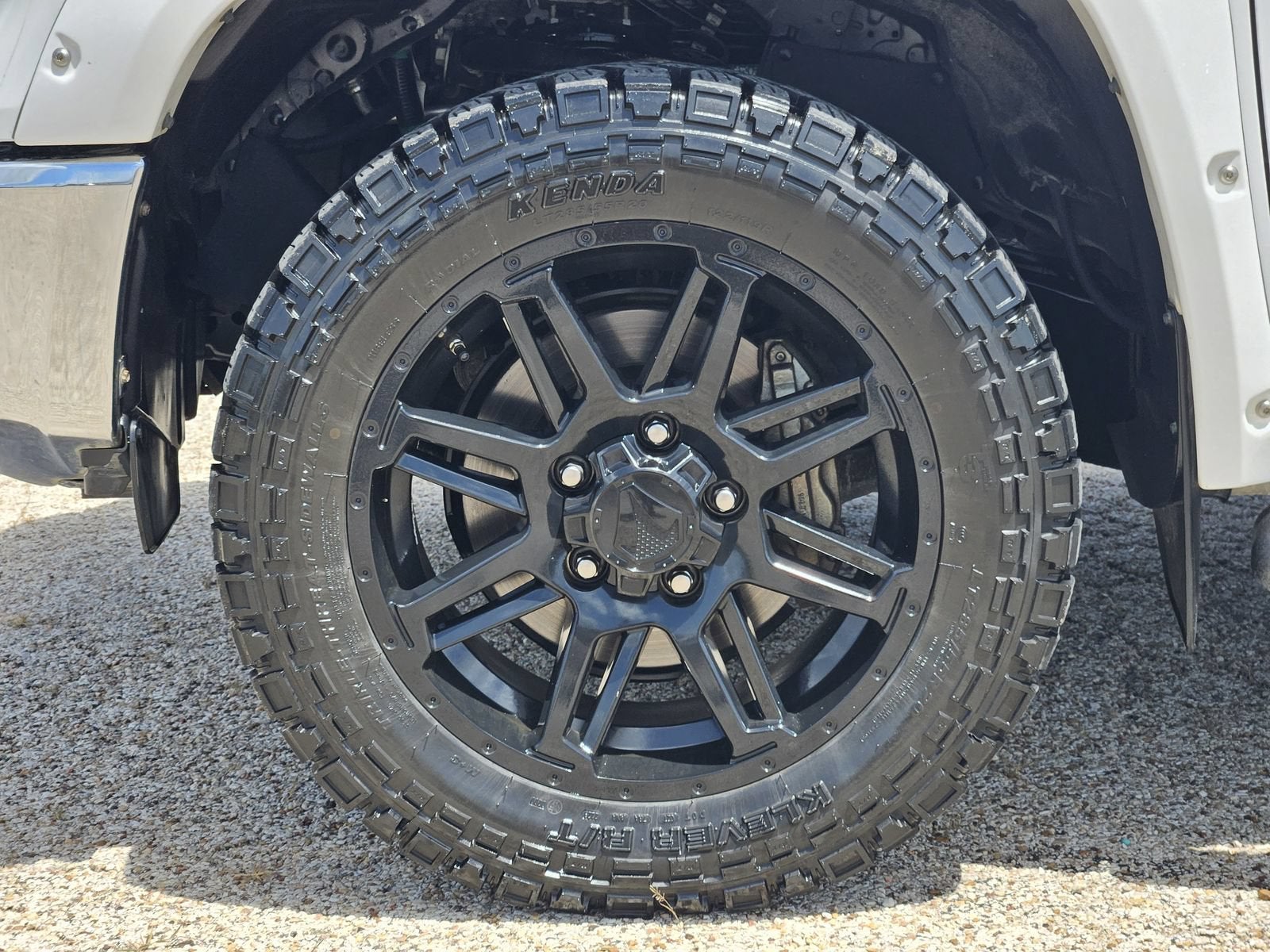 2018 Toyota Tundra SR5 5.7L V8