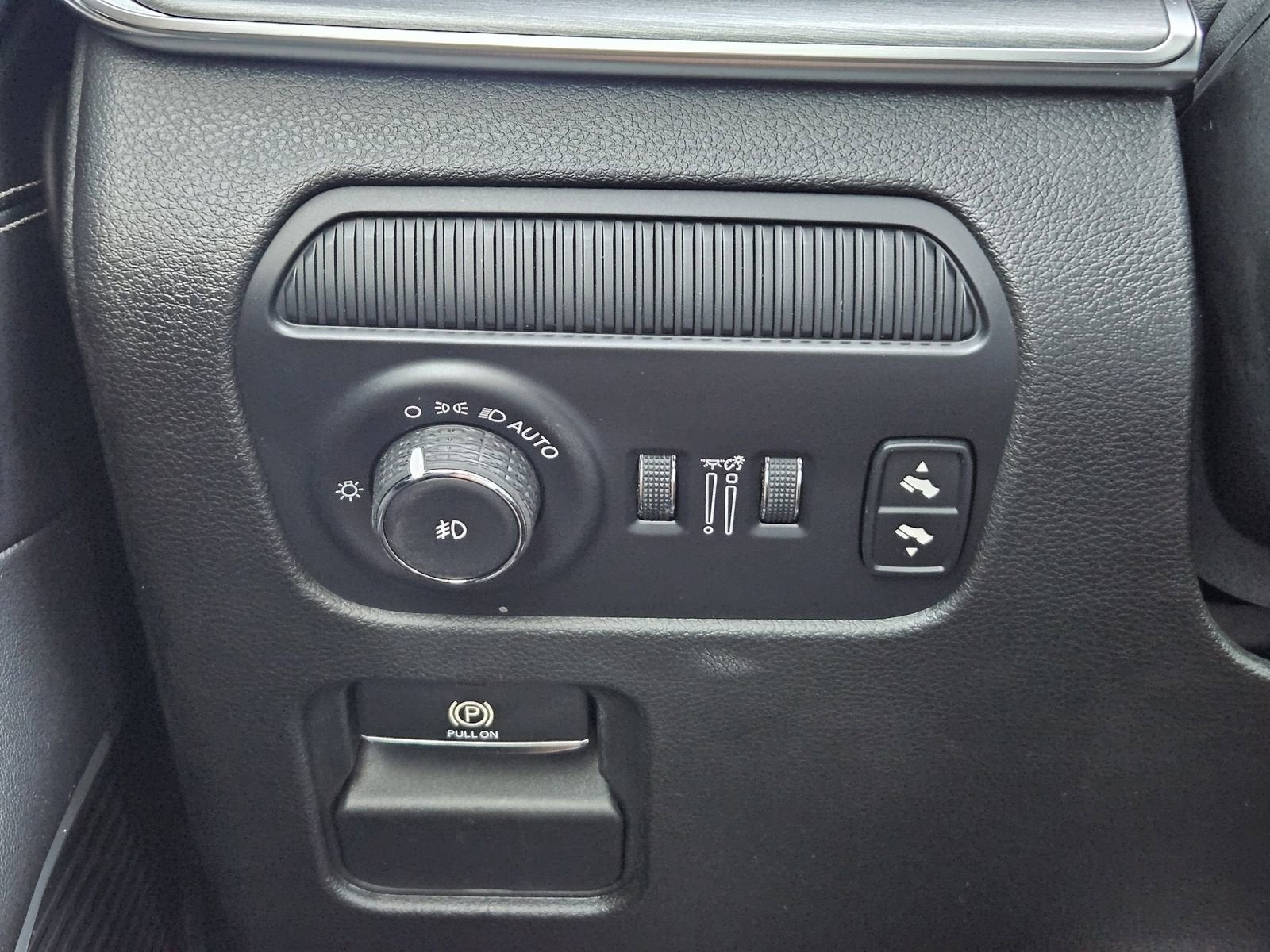 2024 Jeep Wagoneer Series II Carbide 4x4