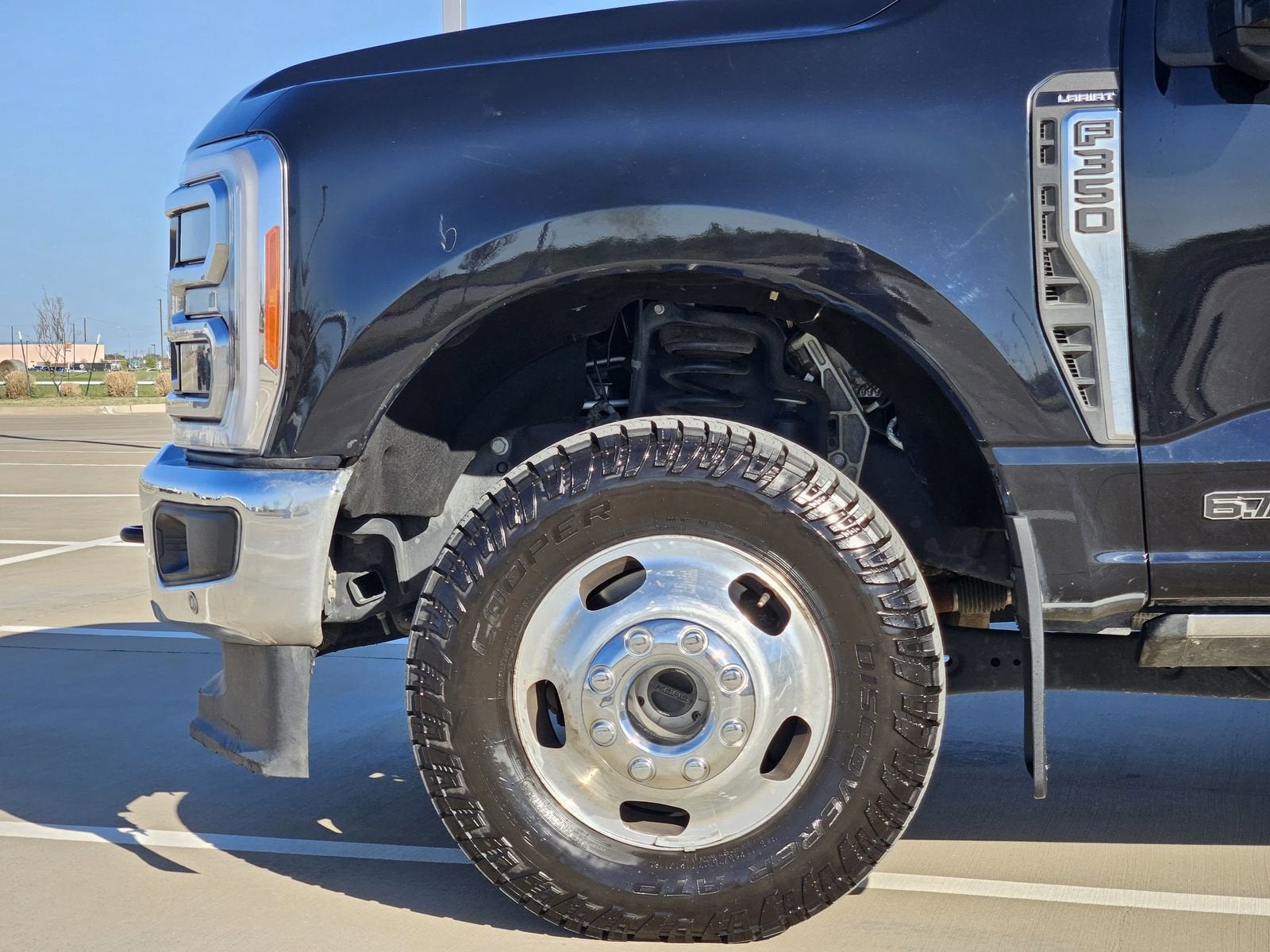 2023 Ford F-350 LARIAT