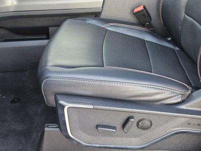 2023 Ford F-350 LARIAT