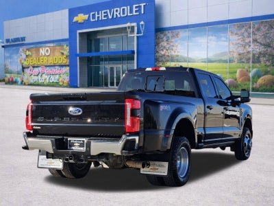 2023 Ford F-350 LARIAT