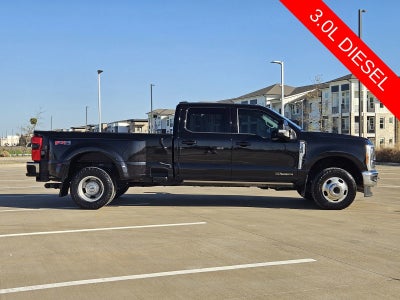 2023 Ford F-350 LARIAT