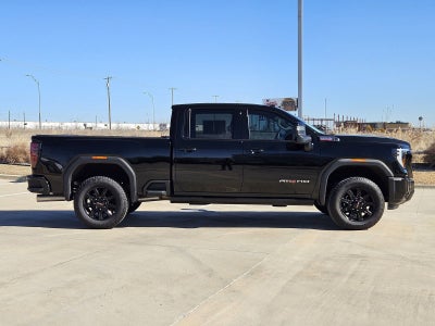 2025 GMC Sierra 2500 HD AT4