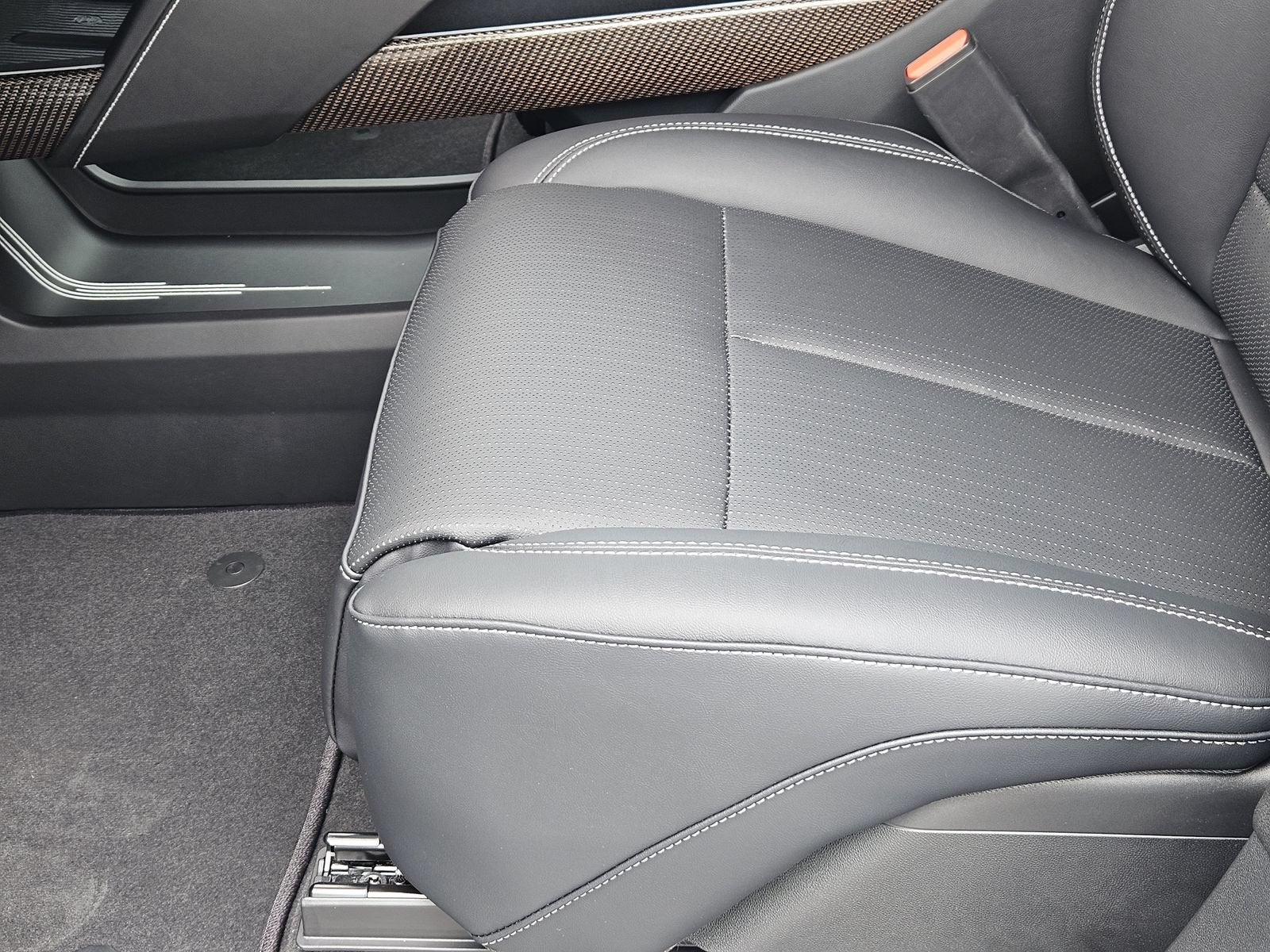 2027 Cadillac VISTIQ Sport
