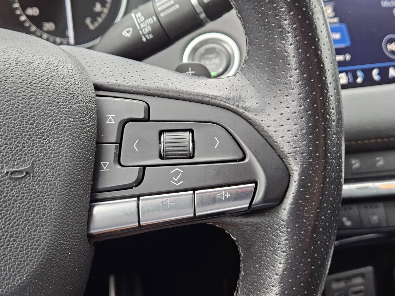 2023 Cadillac XT4 Sport