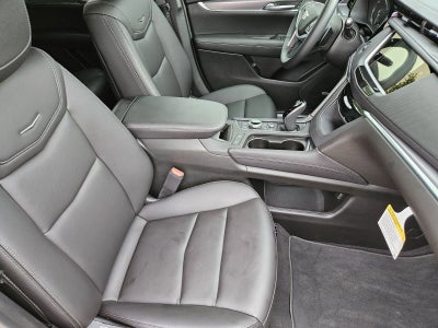 2026 Cadillac XT5 Luxury